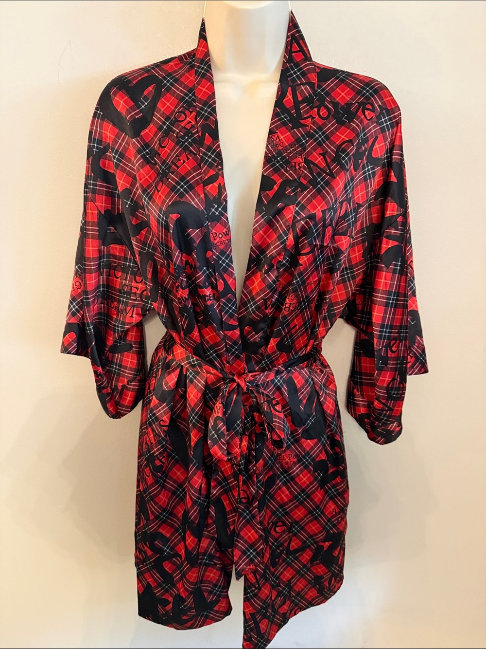 Victoria's Secret Red and Black Plaid Satin Robe with pockets size XS -Small